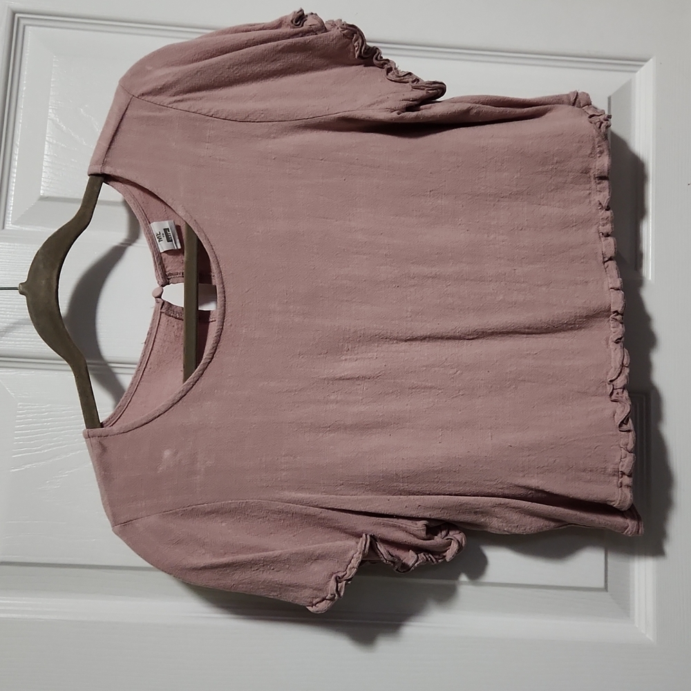 Size m pink top